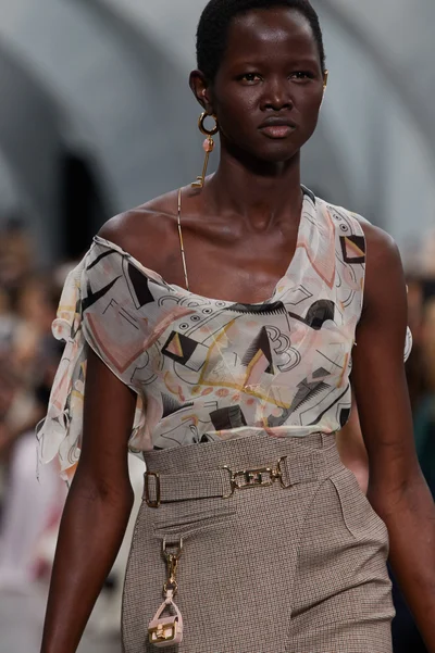Look 35